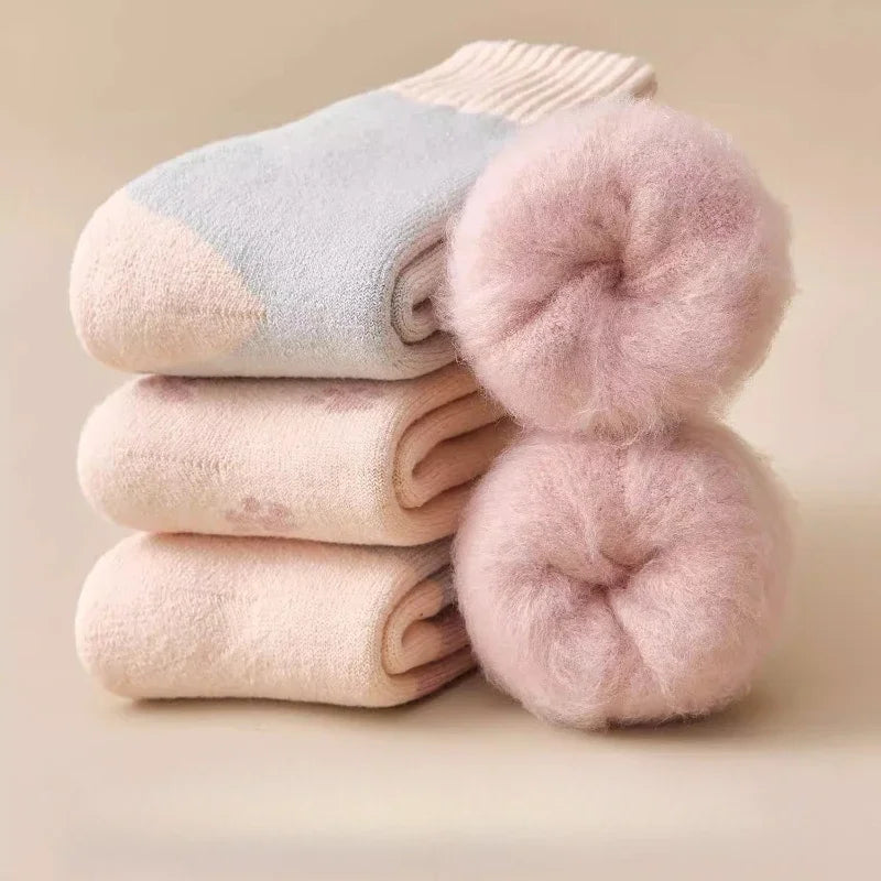 5 pairs women's autumn winter Fashionable versatile mid tube wool and plush thick socks warm simple comfortable cashmere socks